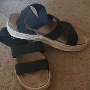 Time and tru black platform sandals